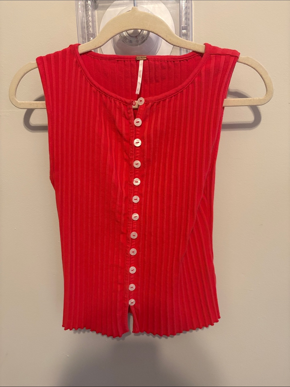Free People Size Small Sleeveless Red Ribbed Button-Front Top